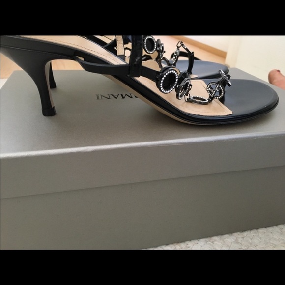 Giorgio Armani heels - Picture 2 of 4